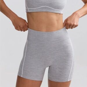 Soft Active Contrast-Trim Mini Shorts in Ice Grey from Bo and Tee!! :)